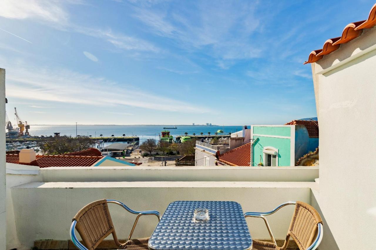 Marina Blue - Apartments & Suites Setubal Exterior photo